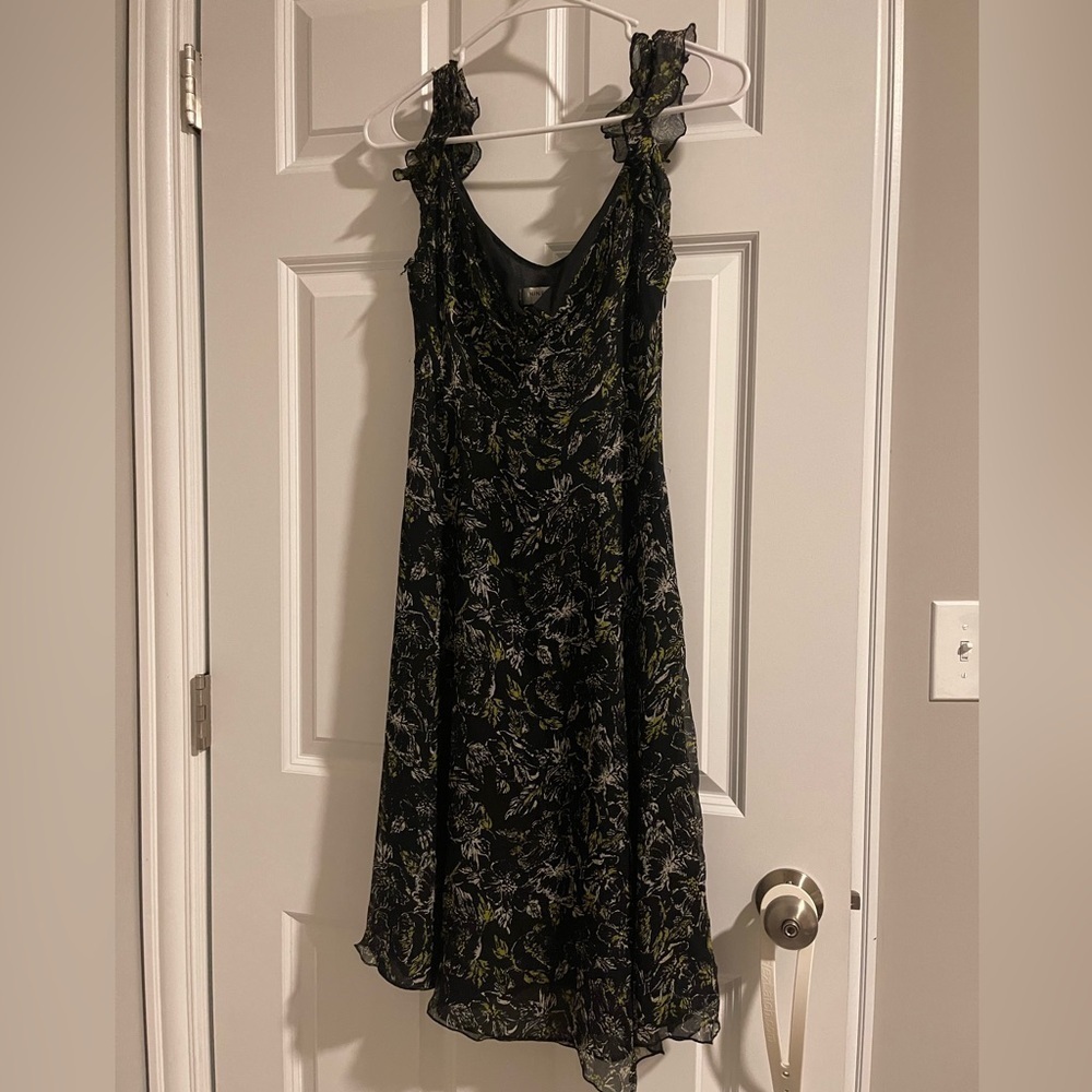 Nine West 100% Silk Front Tie Dress Size 6